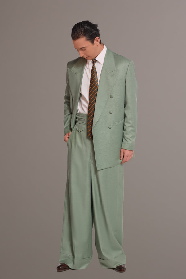 Costume vert pastel subtilement satinée